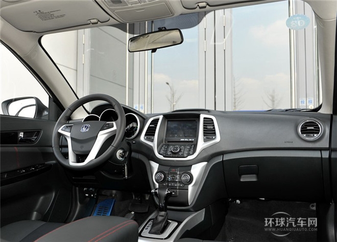 2015款 1.6L 自動(dòng)尊貴型