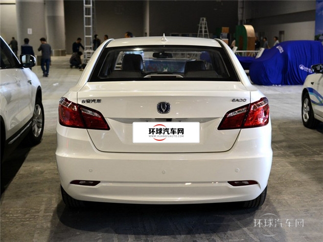 2015款 1.6L 自動(dòng)尊貴型