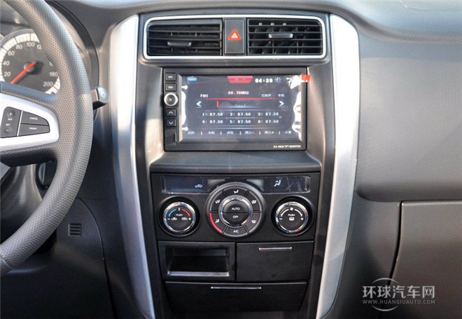 2015款 兩廂 1.4L 手動(dòng)理想型
