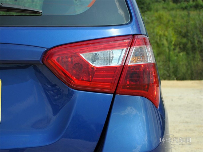 2015款 兩廂 1.5L 自動(dòng)暢想型