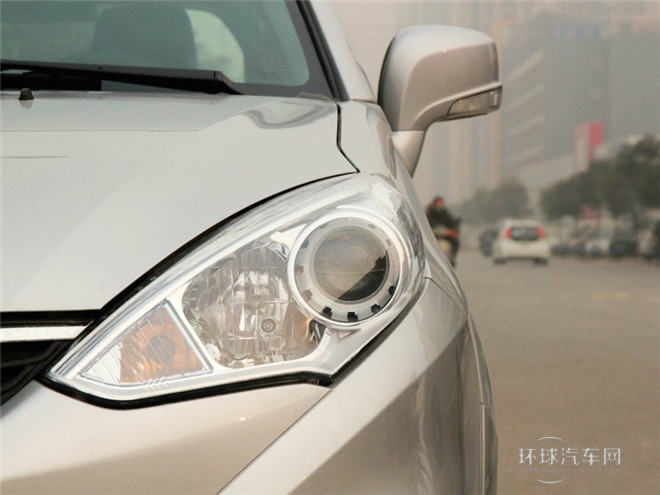 2015款 兩廂 1.5L 自動(dòng)理想型