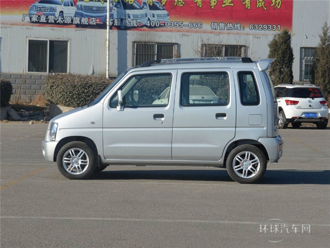 2015款 1.0L 手動(dòng)經(jīng)濟(jì)型