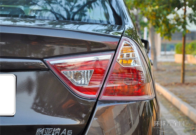 2015款 三廂 1.4L 手動暢想型