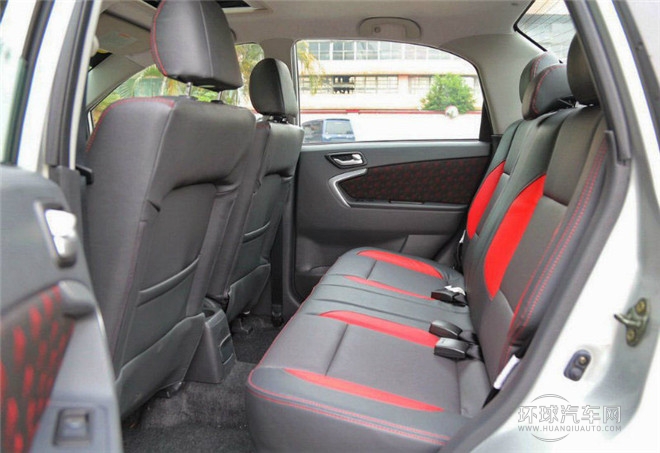 2015款 三廂 1.4L 手動(dòng)夢想型