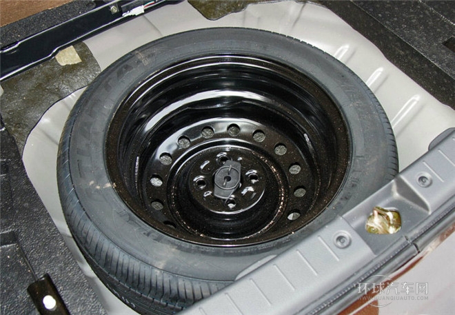 2015款 三廂 1.5L 自動(dòng)理想型