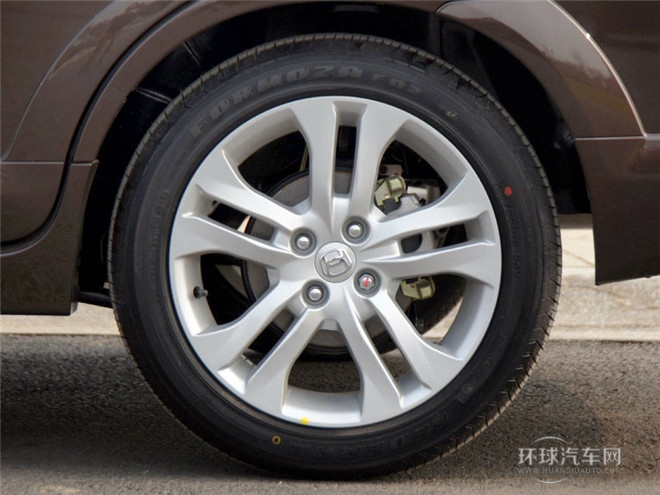 2015款 三廂 1.5L 自動(dòng)理想型