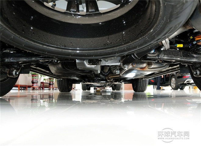 2015款 2.0T 自動(dòng)四驅(qū)頂級(jí)型