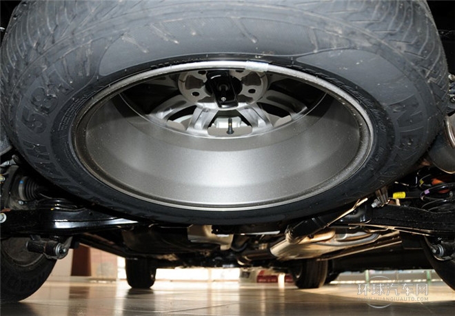 2015款 2.4L 手動(dòng)兩驅(qū)舒適型