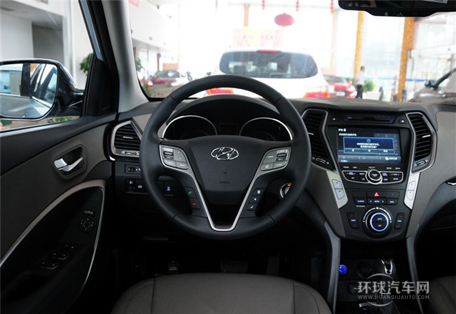 2015款 2.4L 自動四驅(qū)智能型