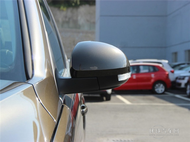 2015款 1.8TSI 手動兩驅(qū)限量版