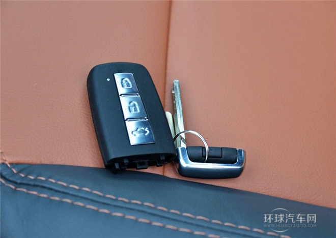2015款 1.6L 手動(dòng)智尚型