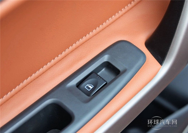 2015款 1.6L 手動(dòng)智尚型