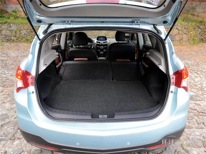 2015款 1.6L 手動(dòng)智尊型
