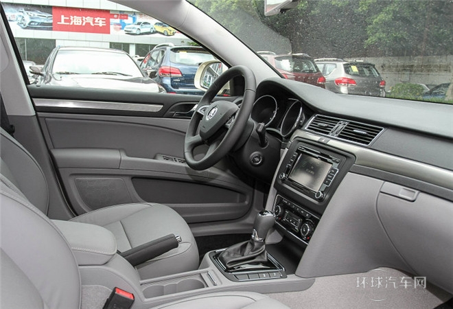 2015款 1.8TSI 手動(dòng)紳仕版