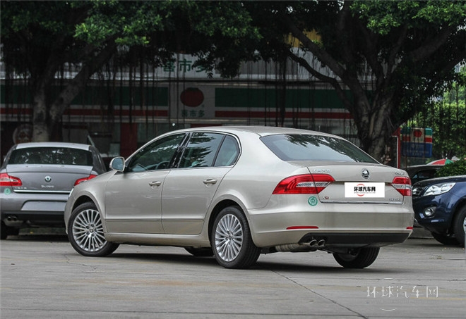 2015款 1.8TSI 手動(dòng)紳仕版