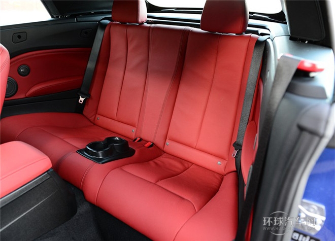 2015款 220i 敞篷轎跑車(chē) M運(yùn)動(dòng)型