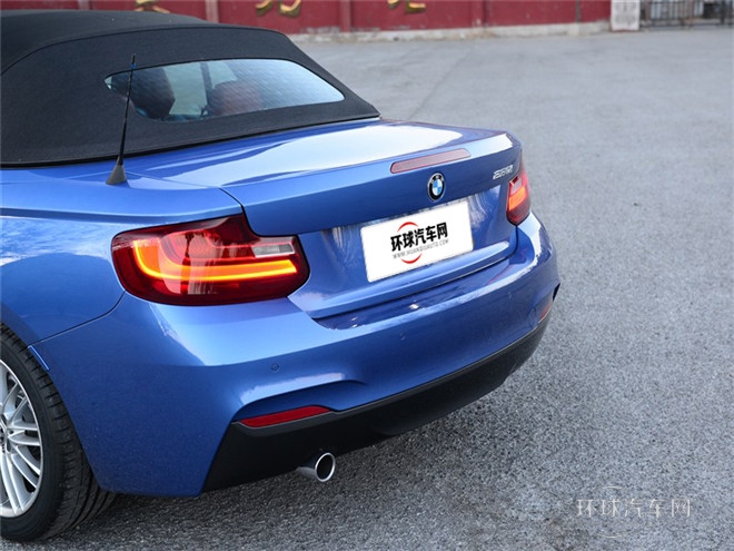 2015款 220i 敞篷轎跑車 M運動型