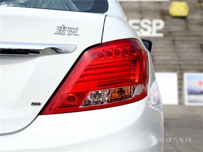 2015款 1.5L 手動(dòng)豪華型