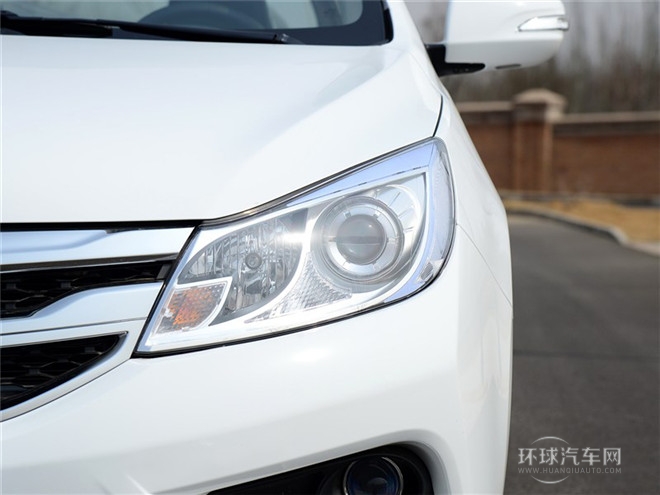 2015款 1.5L 手動(dòng)豪華型