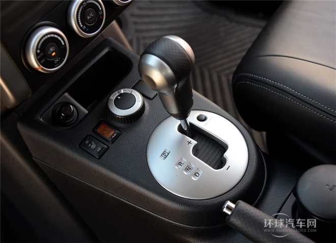 2015款 2.0L CVT四驅(qū)卓越版