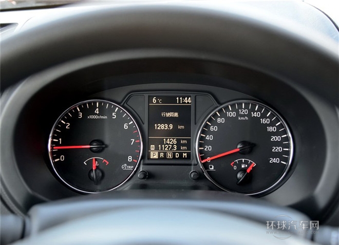 2015款 2.0L CVT四驅(qū)卓越版