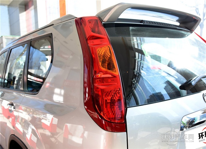 2015款 2.0L CVT四驅(qū)卓越版