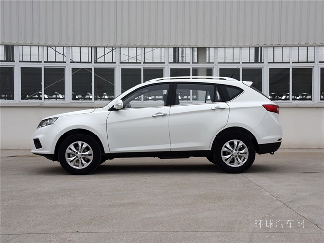 2015款 1.5T 手動創(chuàng)享版