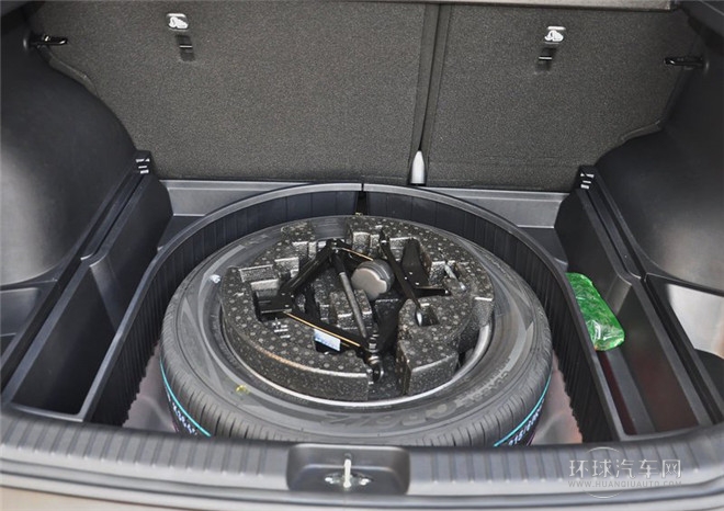 2015款 1.6L 手動(dòng)兩驅(qū)GLS