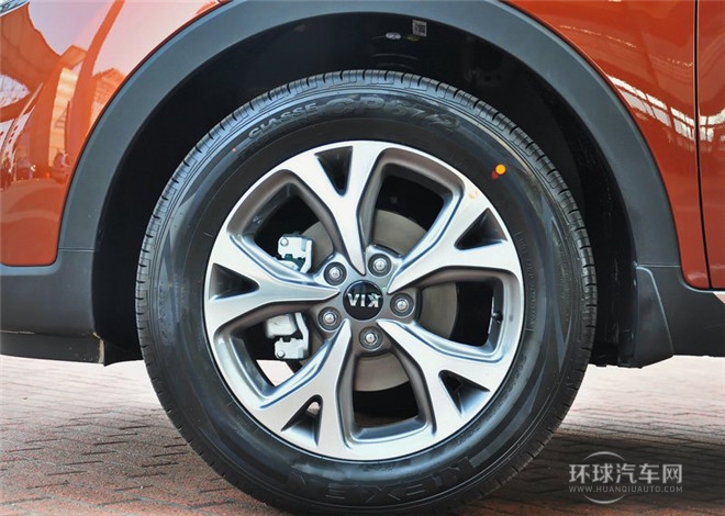 2015款 1.6L 手動(dòng)兩驅(qū)GLS