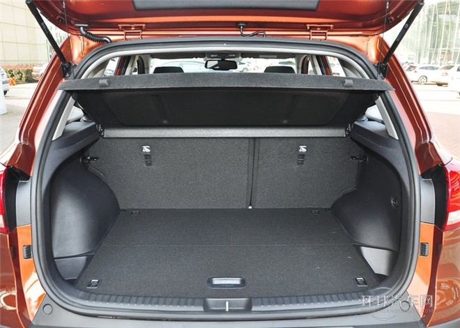 2015款 1.6L 手動(dòng)兩驅(qū)GLS