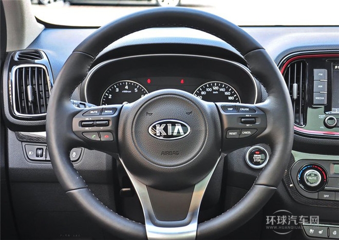 2015款 1.6L 手動(dòng)兩驅(qū)GLS
