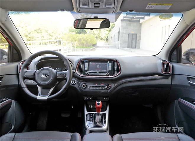 2015款 1.6T 自動(dòng)兩驅(qū)DLX