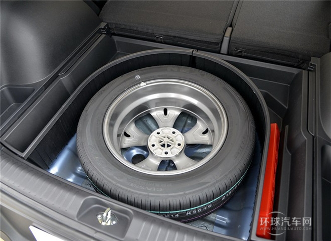 2015款 1.6T 自動(dòng)兩驅(qū)PRM