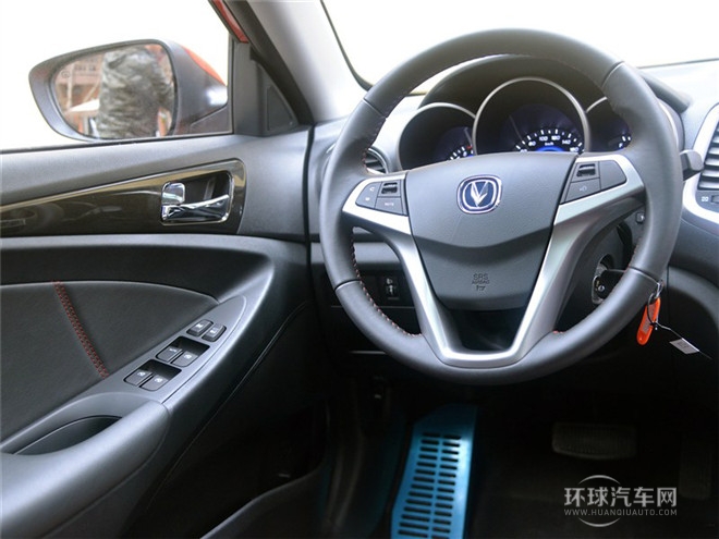 2015款 1.5T 自動炫酷型