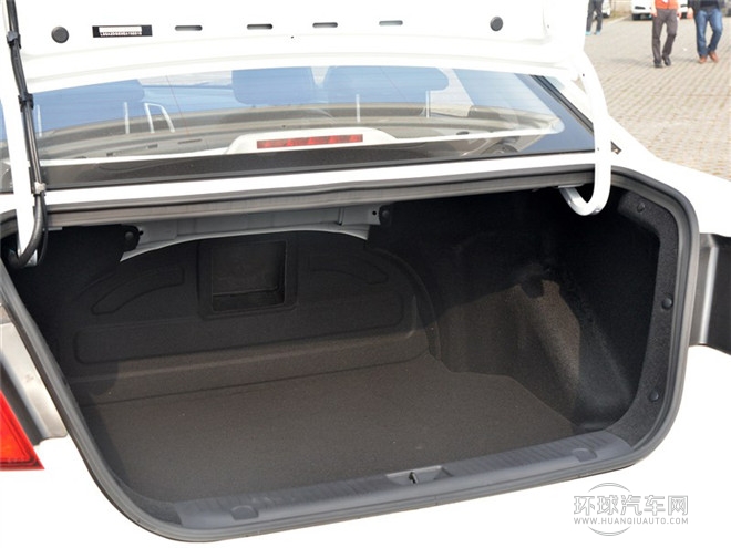 2015款 1.6L 自動(dòng)旗艦型