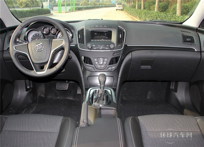 2015款 2.0L 精英時(shí)尚型
