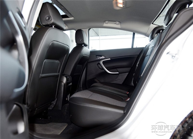 2015款 2.0L 領(lǐng)先時(shí)尚型