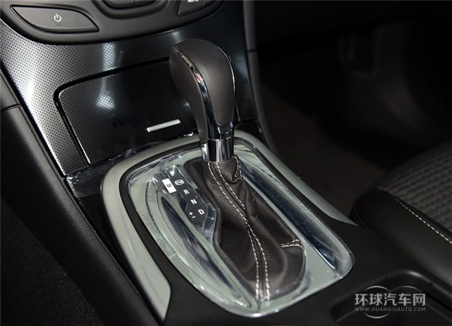 2015款 2.0L 領(lǐng)先時(shí)尚型