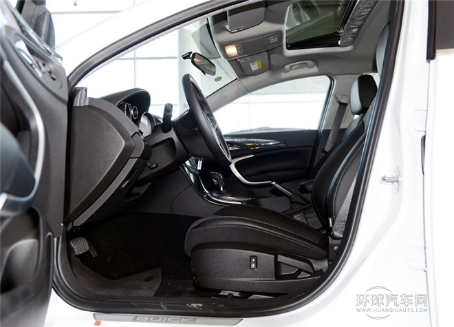 2015款 2.0L 領(lǐng)先時(shí)尚型