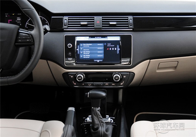 2015款 都市SUV 1.6T 自動炫動派