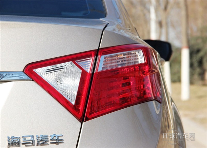 2015款 2.0L 自動時尚型