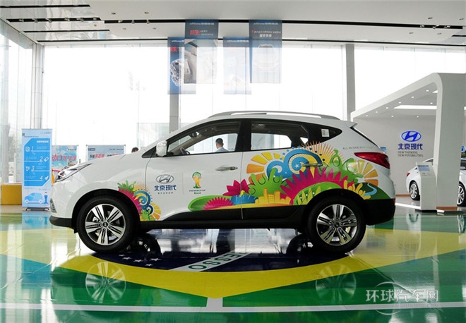 2015款 2.4L 自動(dòng)四驅(qū)領(lǐng)先型 國(guó)IV