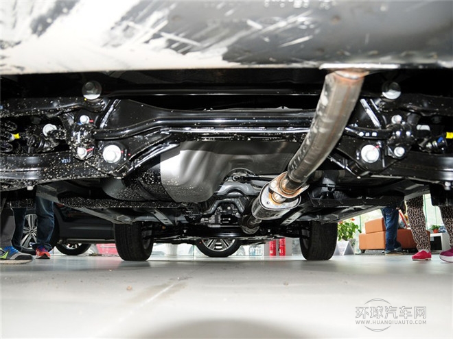 2015款 2.4L 自動兩驅(qū)領(lǐng)先型 國V