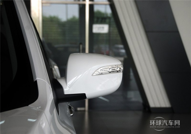 2015款 2.4L 自動兩驅(qū)領(lǐng)先型 國IV