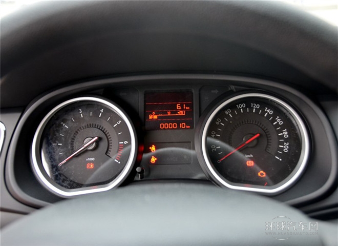 2015款 1.6L 手動(dòng)時(shí)尚型