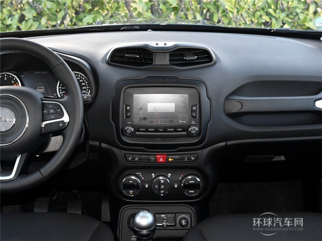 2015款 2.0L 運動版