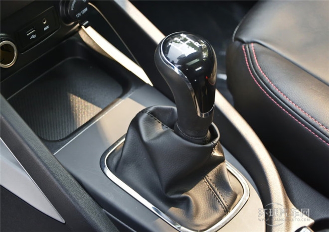 2015款 1.6L 手動(dòng)尊貴型 國V