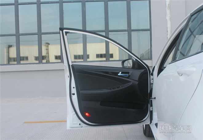 2015款 1.6L 手動(dòng)銳酷型 國IV