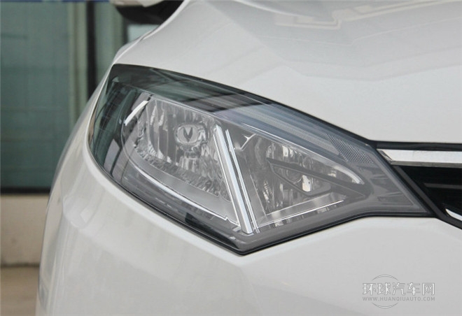 2015款 1.6L 手動(dòng)尚酷型 國IV