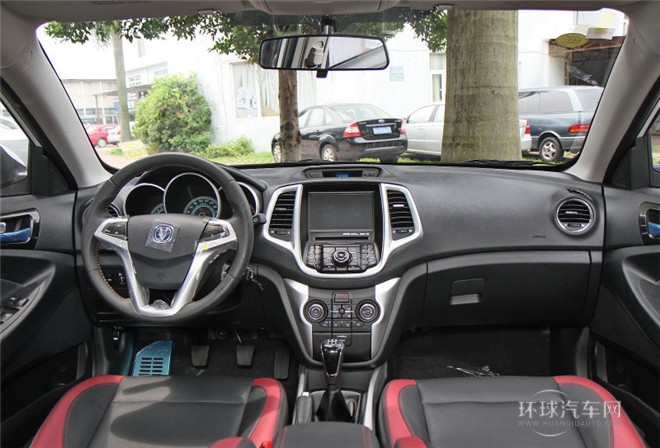 2015款 1.6L 自動(dòng)俊酷型 國(guó)IV